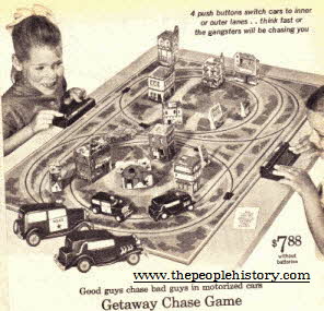 Getaway Motorized Chase Game From The 1960s