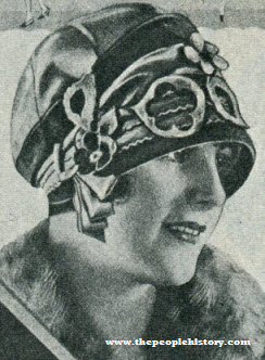 Cut Out Hat 1927