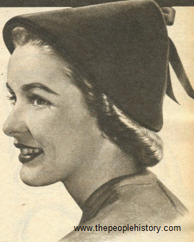 Sugar Scoop Bonnet 1955