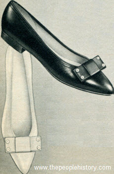 Buttons and Bows Flats 1959