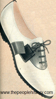 1961 Fashion Saddle Shoes