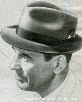 1966 Senate Style Pinch Front Dress Hat