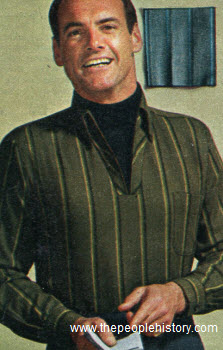 1967 V-neck Pullover
